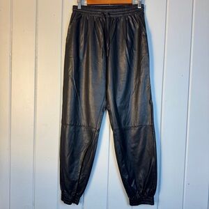 Impressions Boutique LIVING DOWNTOWN FAUX LEATHER JOGGERS IN BLACK‎ Size Large
